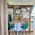 Le Perchoir De Linas, Filet Suspendu, Cosy Appartement