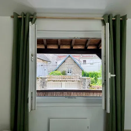 Appartement Le Perchoir De Linas, Filet Suspendu, Cosy *